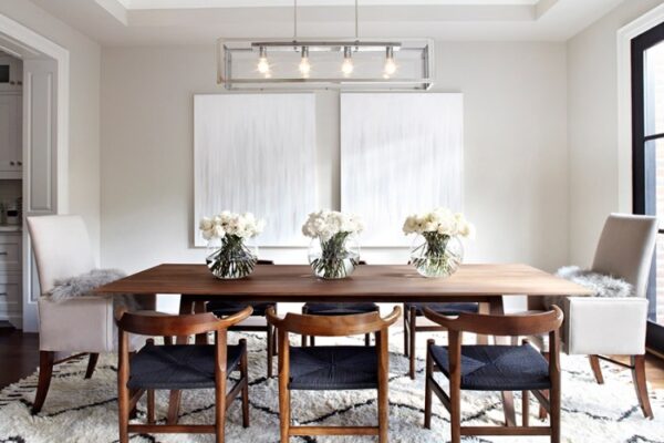 How to decorate large dining room